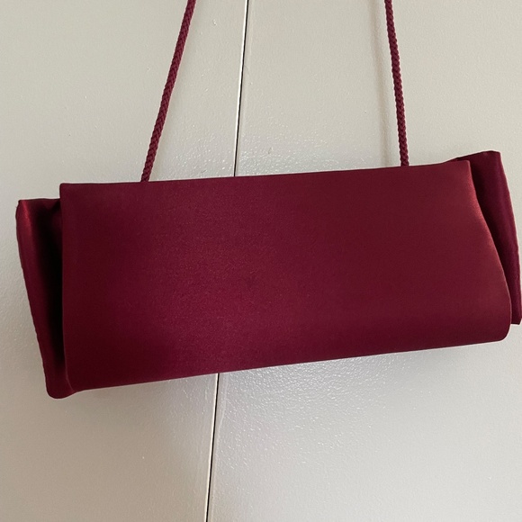 Target 2010s Berry Red Bow Evening Sateen Clutch - Picture 11 of 16